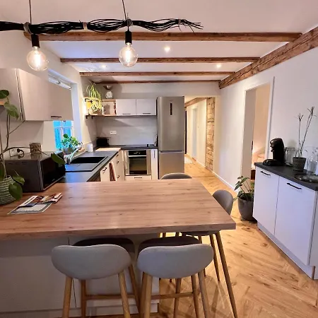 Appartements Le Catalpa, Le Murier Et La Girouette Апартаменты Mittelhausbergen