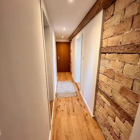 Appartements Le Catalpa, Le Murier Et La Girouette Апартаменты